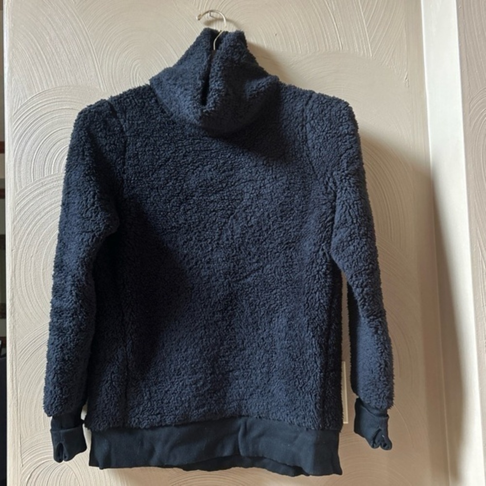 ATHLETA Women’s Size Small Nirvana Sherpa Funnel Neck Sweatshirt Black